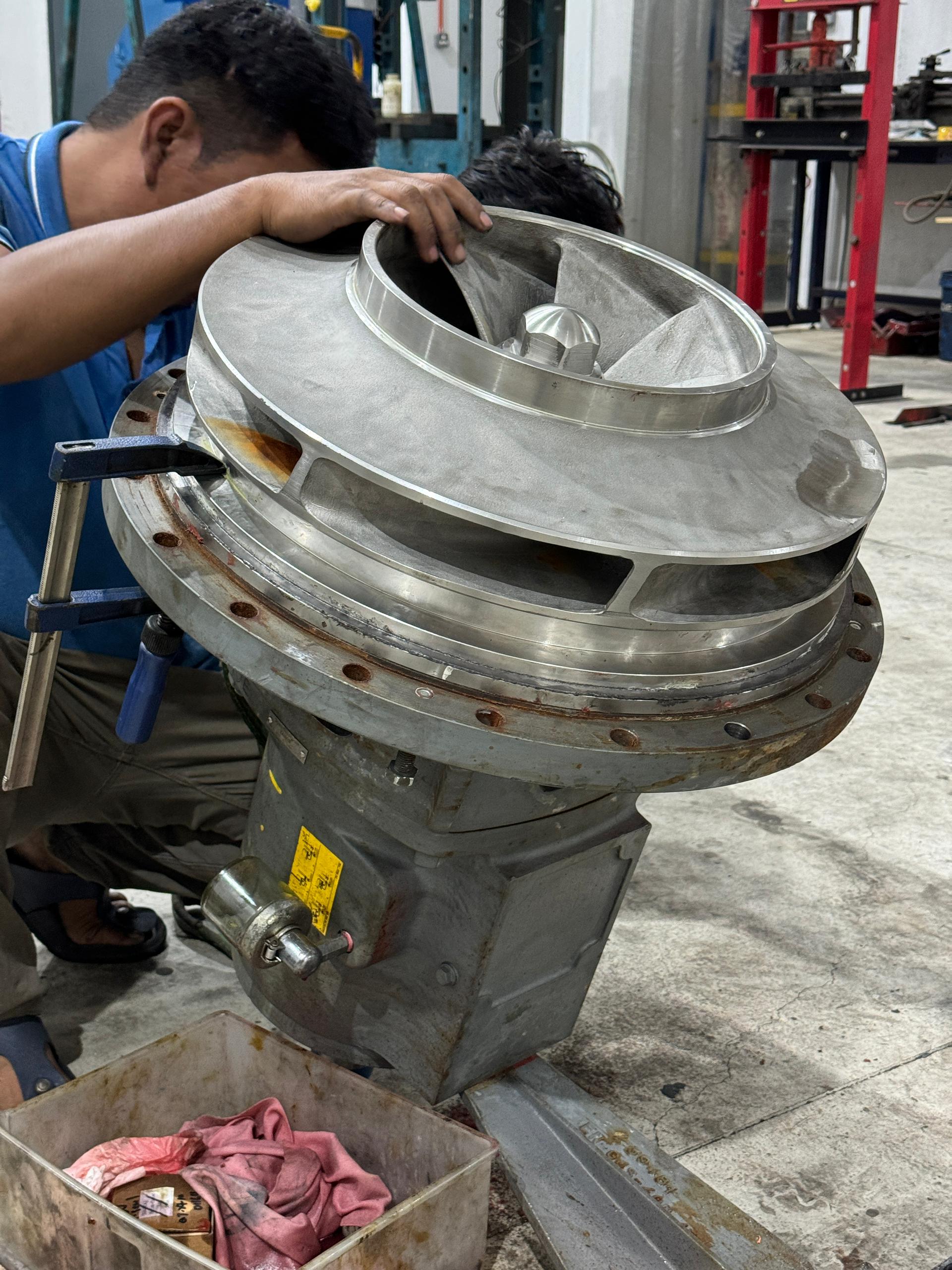 SERVICE AND REPAIRING OF OIL AND CHEMICAL PROCESS PUMP - Image 4