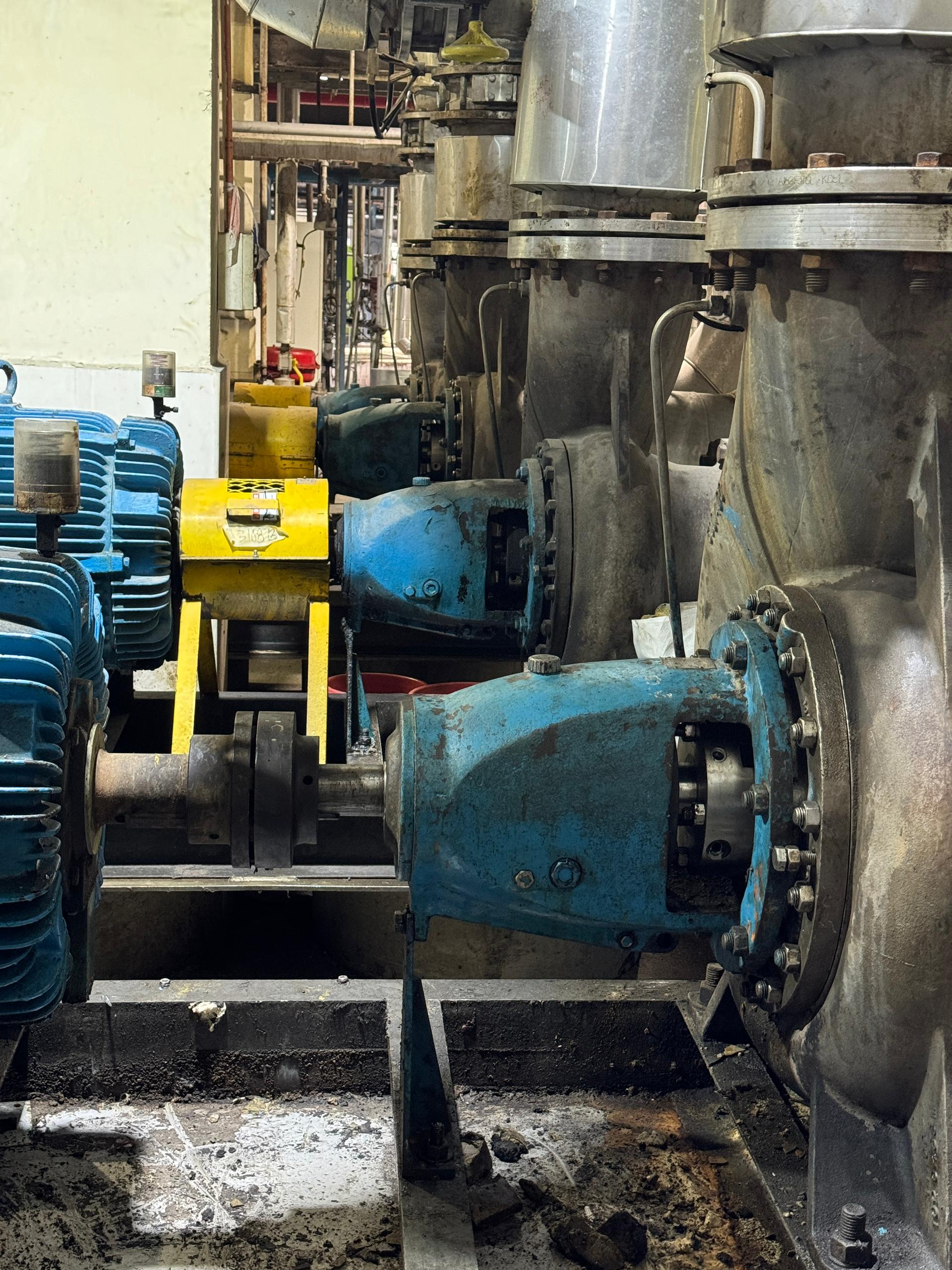 SERVICE AND REPAIRING OF OIL AND CHEMICAL PROCESS PUMP
